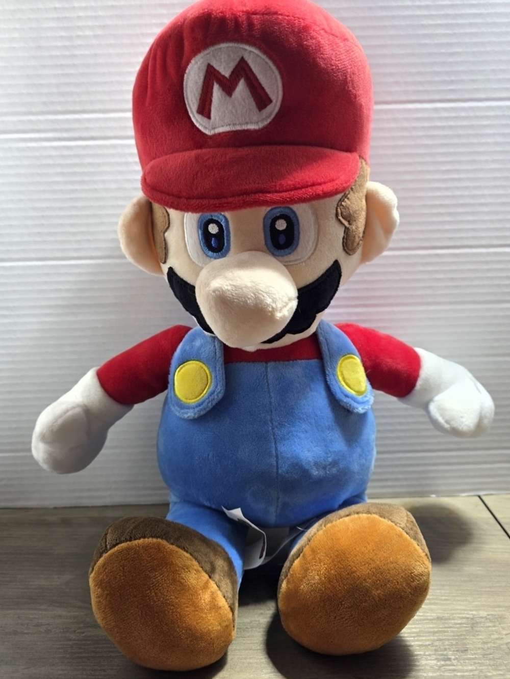 NEW Authentic Nintendo Licensed Super Mario 19” Inch Super Soft Plush Doll Toy